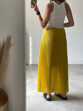 Load image into Gallery viewer, Me + Em Pleated Skirt
