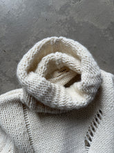 Load image into Gallery viewer, Oneon Knitted Jumper
