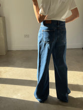 Load image into Gallery viewer, Sezane Jeans
