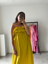 Load image into Gallery viewer, H&amp;M Dress
