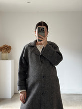 Load image into Gallery viewer, Windsmoor Houndstooth Coat
