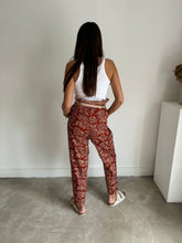 Load image into Gallery viewer, Veronica Beard Patterned Trousers
