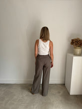 Load image into Gallery viewer, Na-kd Linen Blend Trousers
