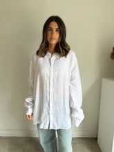 Load image into Gallery viewer, M&amp;S Linen Oversized Shirt
