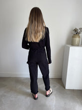 Load image into Gallery viewer, Zara Cargo Jeans
