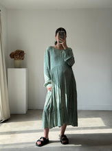 Load image into Gallery viewer, Pieces Floral Dress
