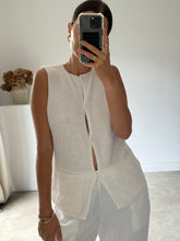 Load image into Gallery viewer, Asos Knitted Vest
