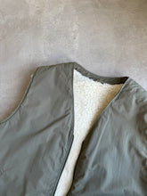 Load image into Gallery viewer, Khaki Gilet
