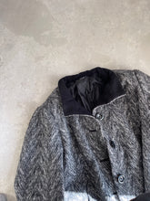 Load image into Gallery viewer, Vintage Patterned Coat
