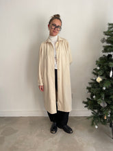 Load image into Gallery viewer, Vintages M&amp;S Light Trench Coat
