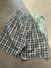 Load image into Gallery viewer, Fuchsia Shaw Alba Shorts
