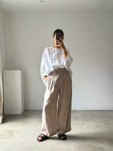 Load image into Gallery viewer, Free People Linen Trousers
