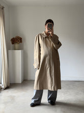 Load image into Gallery viewer, Burberry Trench NEW
