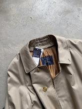 Load image into Gallery viewer, Burberry Trench NEW
