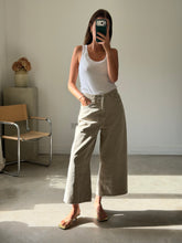 Load image into Gallery viewer, COS Cropped Jeans
