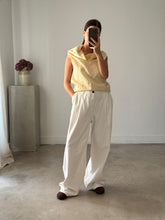 Load image into Gallery viewer, Massimo Dutti Jeans
