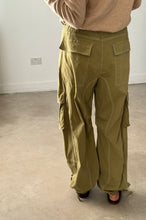 Load image into Gallery viewer, Zara Cargo Trousers
