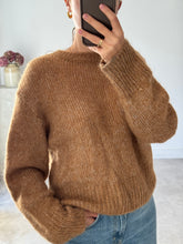 Load image into Gallery viewer, H&amp;M Wool / Alpaca Blend Knit Jumper
