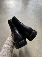 Load image into Gallery viewer, Zara Ankle Boots - UK 7
