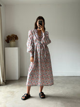 Load image into Gallery viewer, Benjamin Fox Floral Collar Dress
