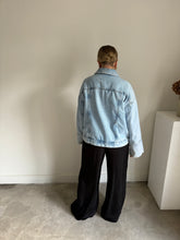 Load image into Gallery viewer, Aligne  Denim Jacket
