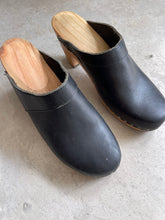 Load image into Gallery viewer, American Apparel Clogs
