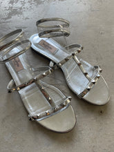 Load image into Gallery viewer, Valentino Sandals - UK 6
