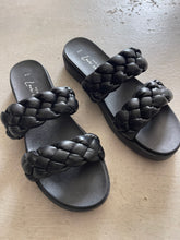 Load image into Gallery viewer, Black Sandals - UK 8 NEW
