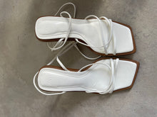 Load image into Gallery viewer, Zara Heels - UK 4
