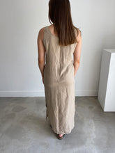 Load image into Gallery viewer, Hennes Linen Dress
