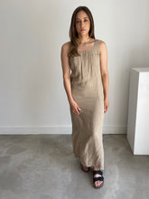 Load image into Gallery viewer, Hennes Linen Dress
