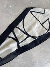 Load image into Gallery viewer, Dagmar Scarf

