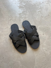 Load image into Gallery viewer, Madewell Sandals - UK 8
