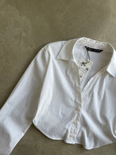 Load image into Gallery viewer, Zara Cropped Shirt NEW

