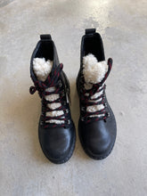 Load image into Gallery viewer, Sorel Boots NEW - UK 4
