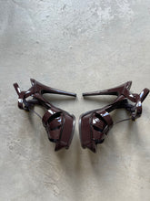 Load image into Gallery viewer, Saint Laurent Heels

