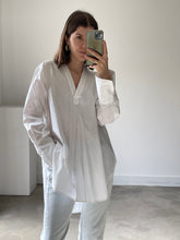 Load image into Gallery viewer, Joseph Blouse NEW
