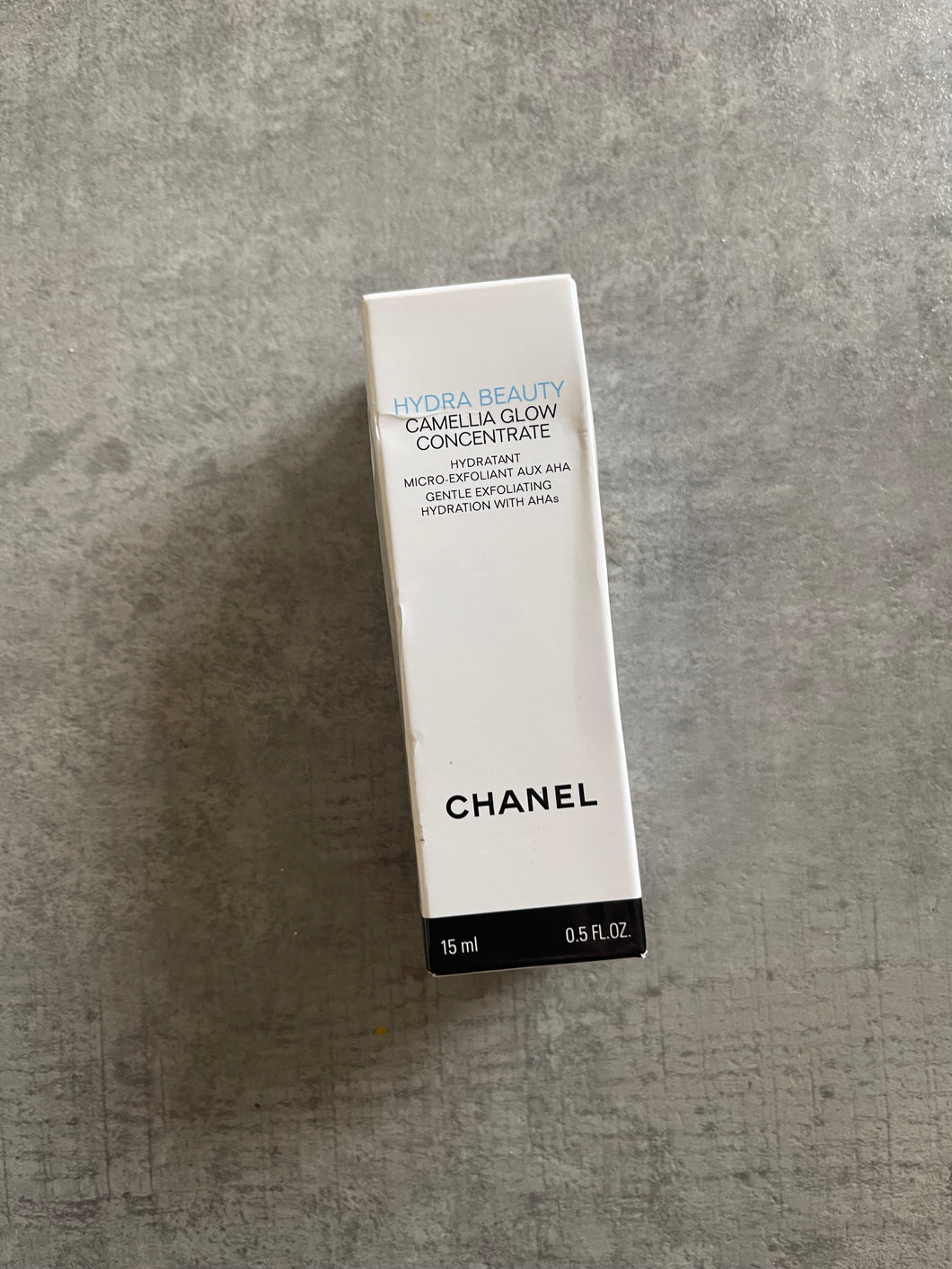 CHANEL HYDRA BEAUTY CAMELLIA GLOW CONCENTRATE  Gentle Exfoliating Hydration With AHAs