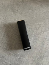 Load image into Gallery viewer, Chanel Lipstick (Rouge Allure Velvet 70)
